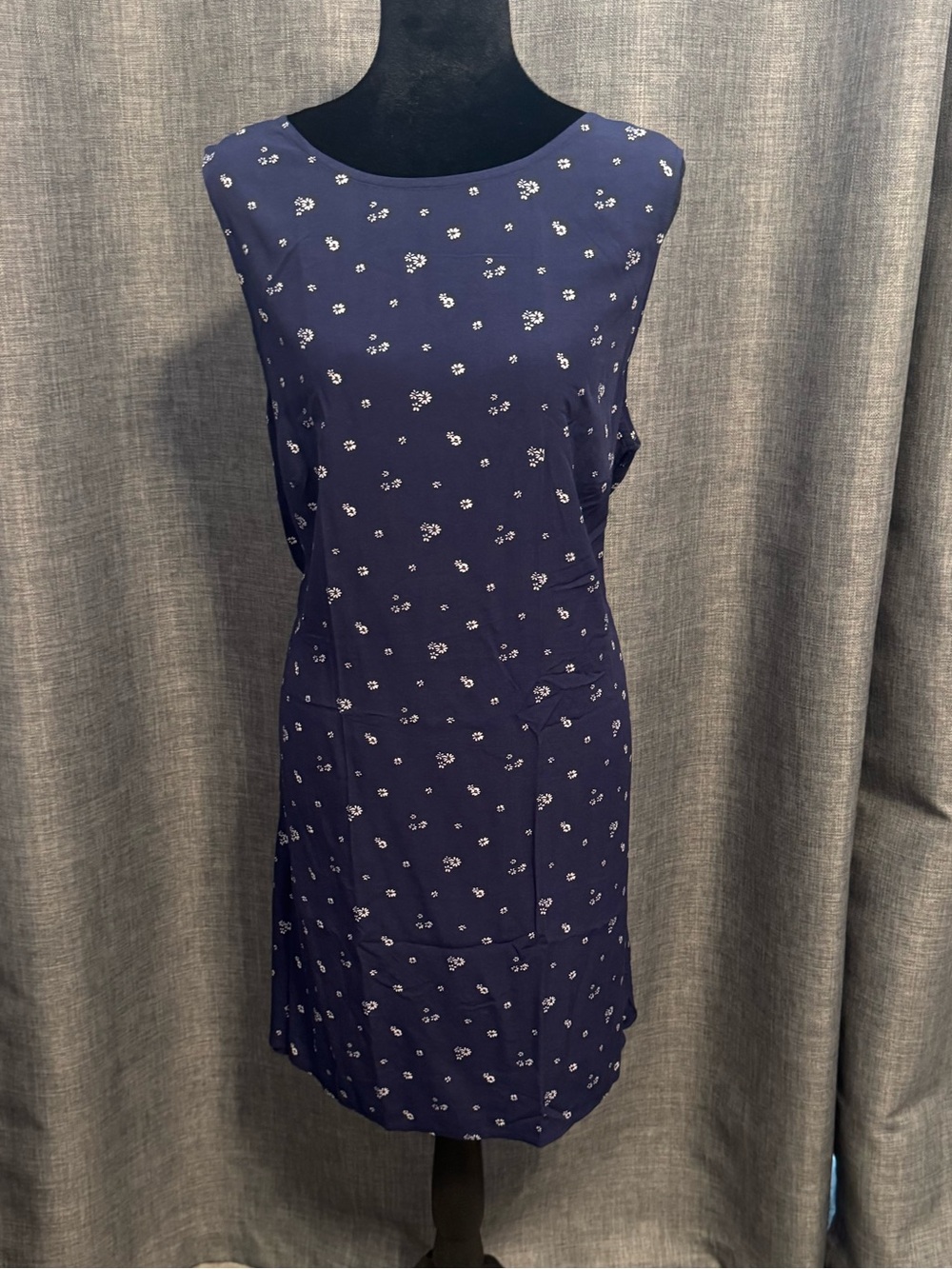 GAP Sleeveless Navy Midi Dress with White Daisy Print